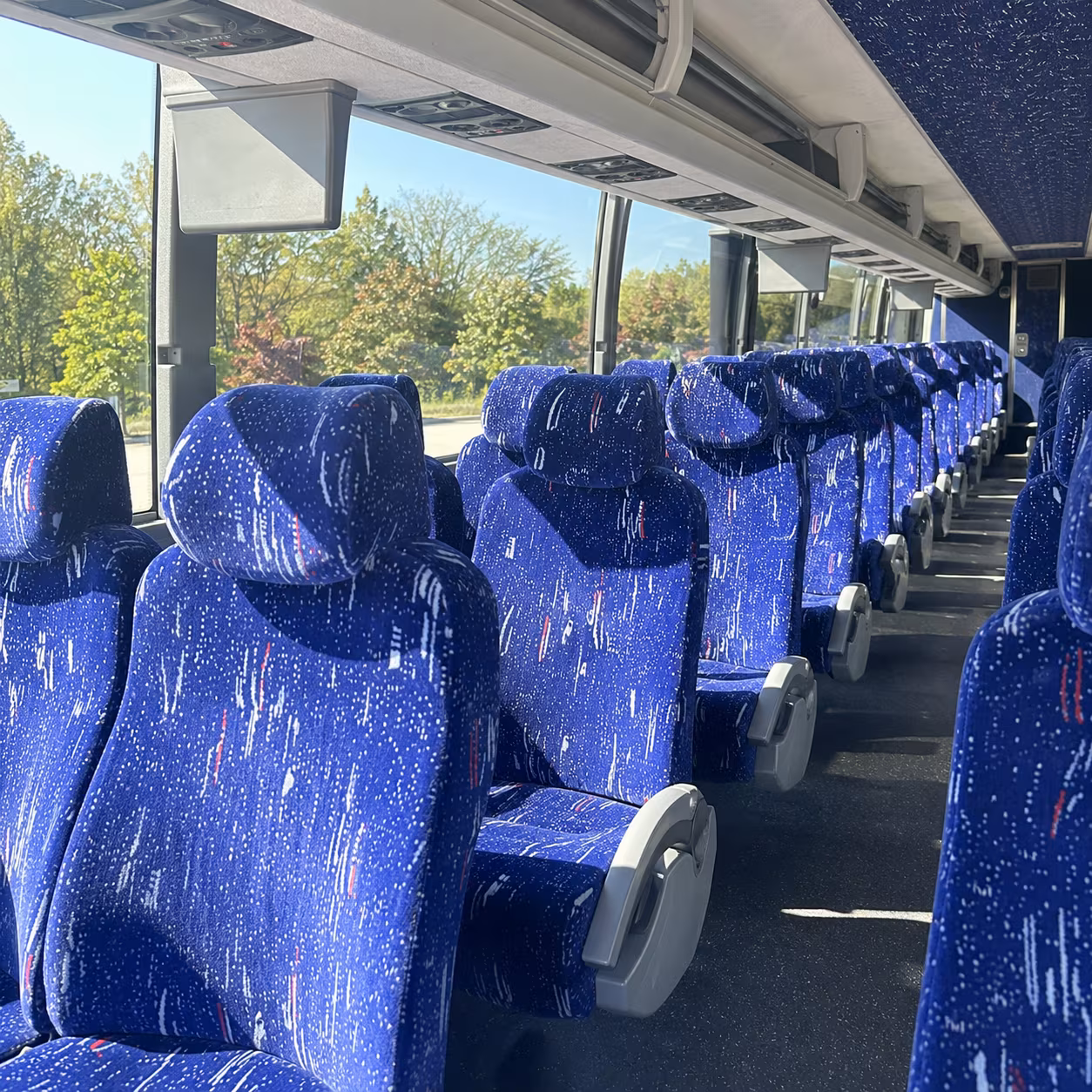 book a bus for your next field trip 4