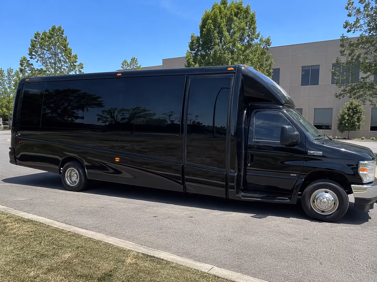 buses for bands performers and touring groups based in warner robins