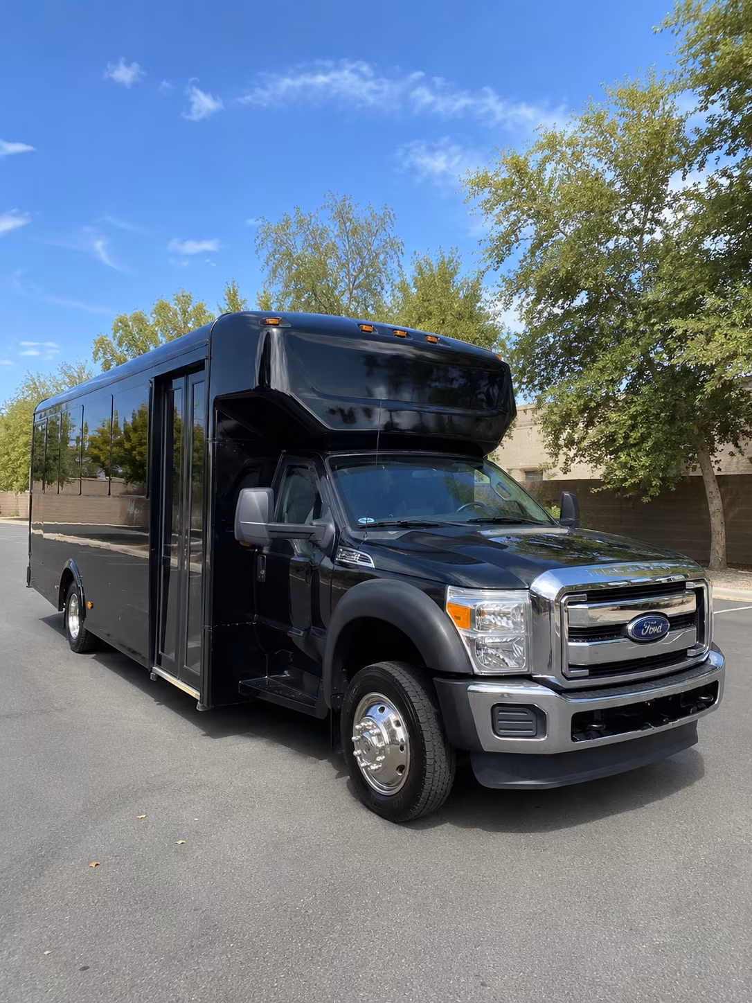 party buses for bachelorette wine tours around macon and warner robins