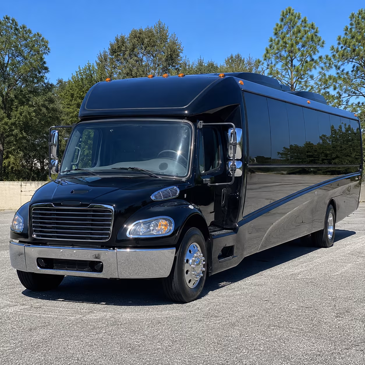 warner robins 20 passenger minibus